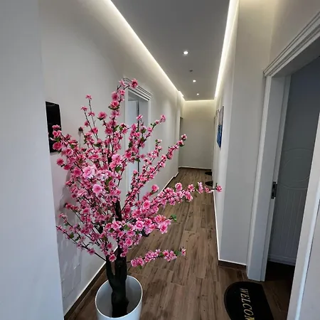 Keli Apartment *