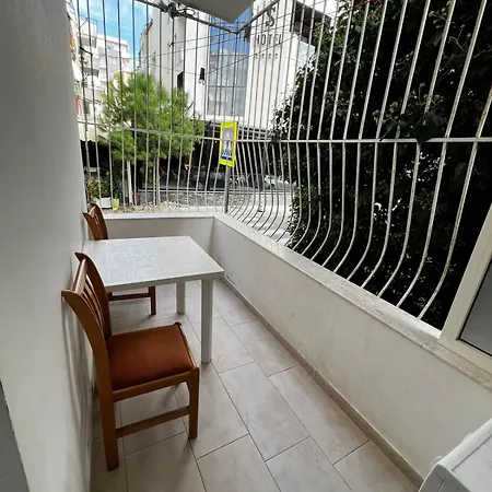 Keli Apartment *